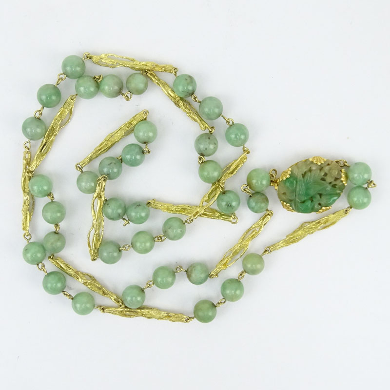 Vintage Chinese 18 Karat Yellow Gold, Carved Jade and Jade Bead Necklace