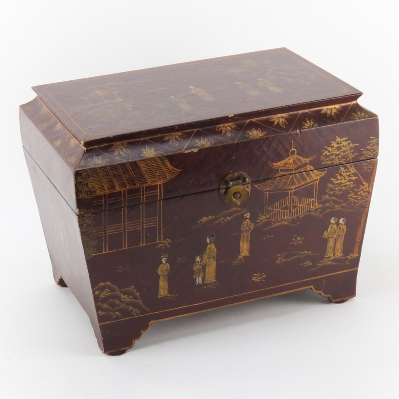 Vintage Chinese Painted and Gilt Decorated Box