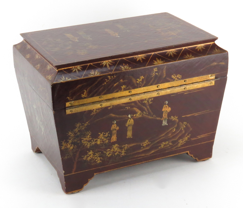 Vintage Chinese Painted and Gilt Decorated Box