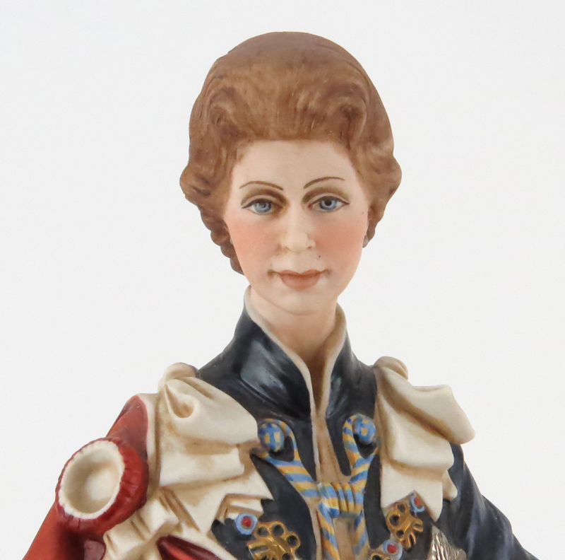 Limited Edition Capodimonte HRH Queen Elizabeth II Porcelain Figurine