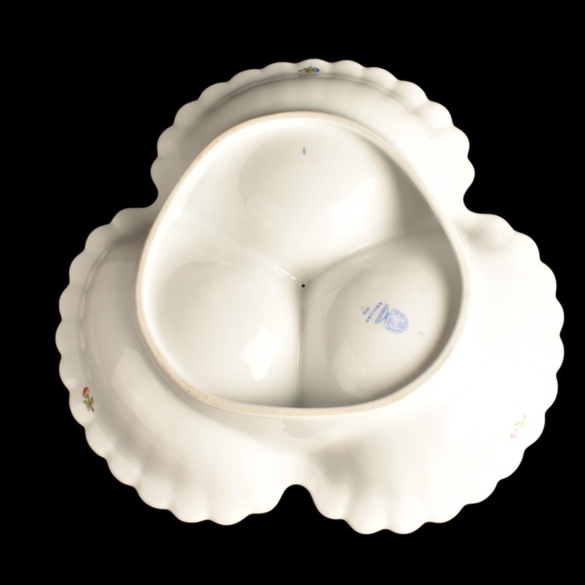 Large Herend Triple Shell Dish