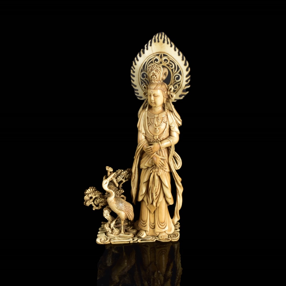 Antique Japanese Carved Guanyin Figurine