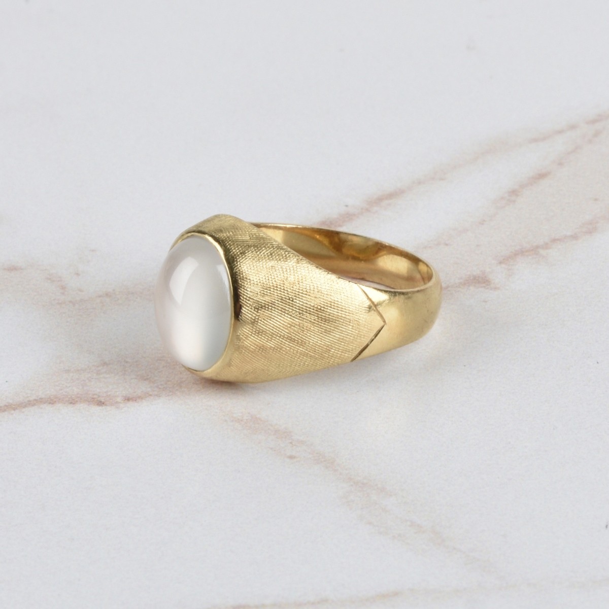 Tiffany & Co Moonstone and 18K Ring