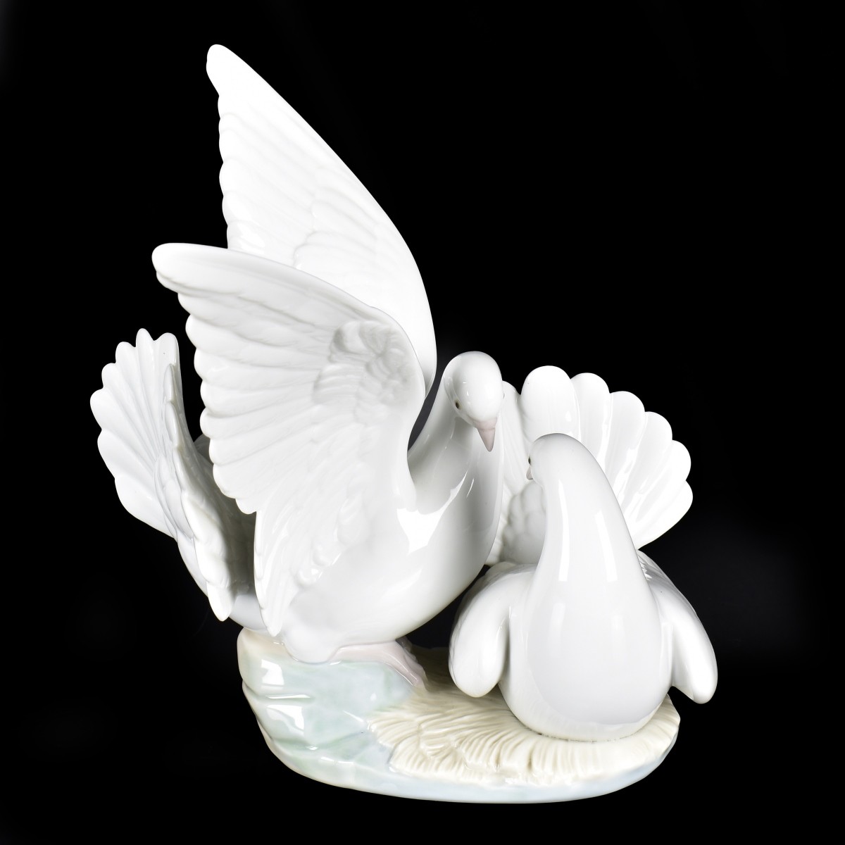Lladro "Love Nest" Figurine