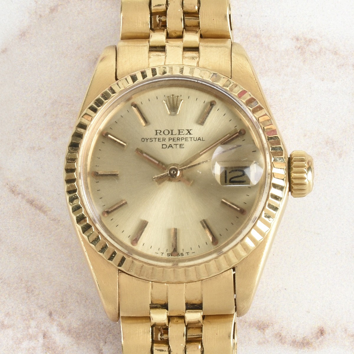 Rolex Date 18K Watch