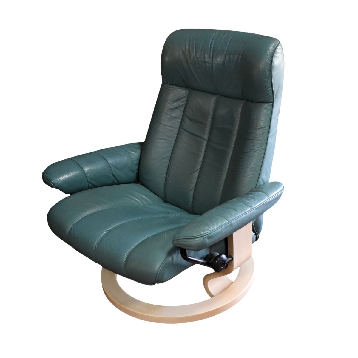 Ekornos Scandinavian Lounge Chair & Ottoman