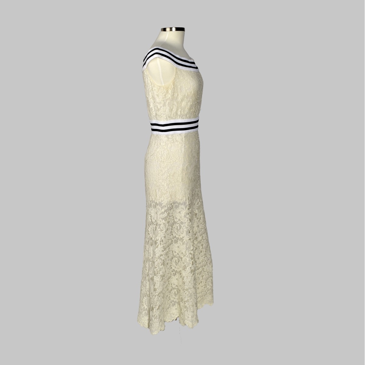 Chanel White Lace Sleeveless Dress