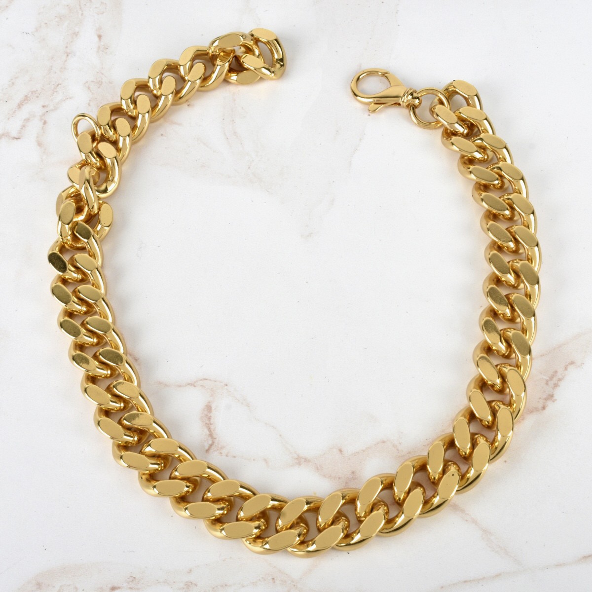 Ladies Gold Tone Cuban Link Necklace