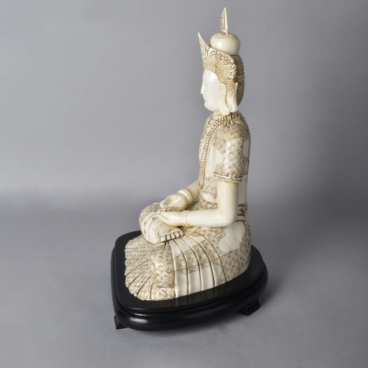 Vintage Chinese Bone Guanyin Figurine