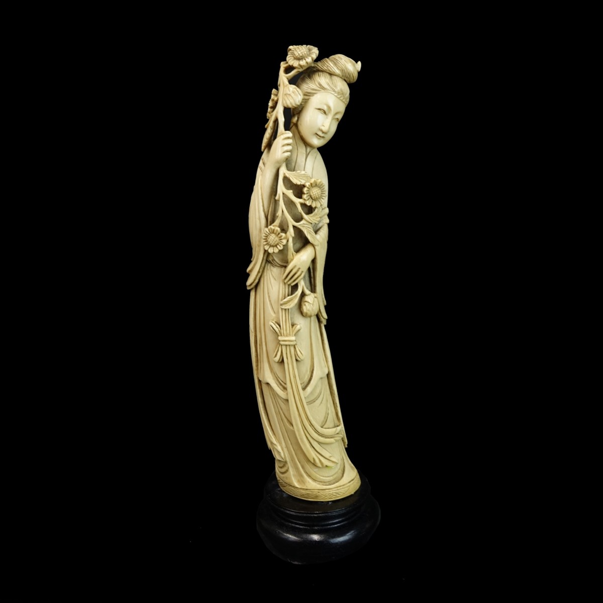 Antique Chinese Carved Female Figure