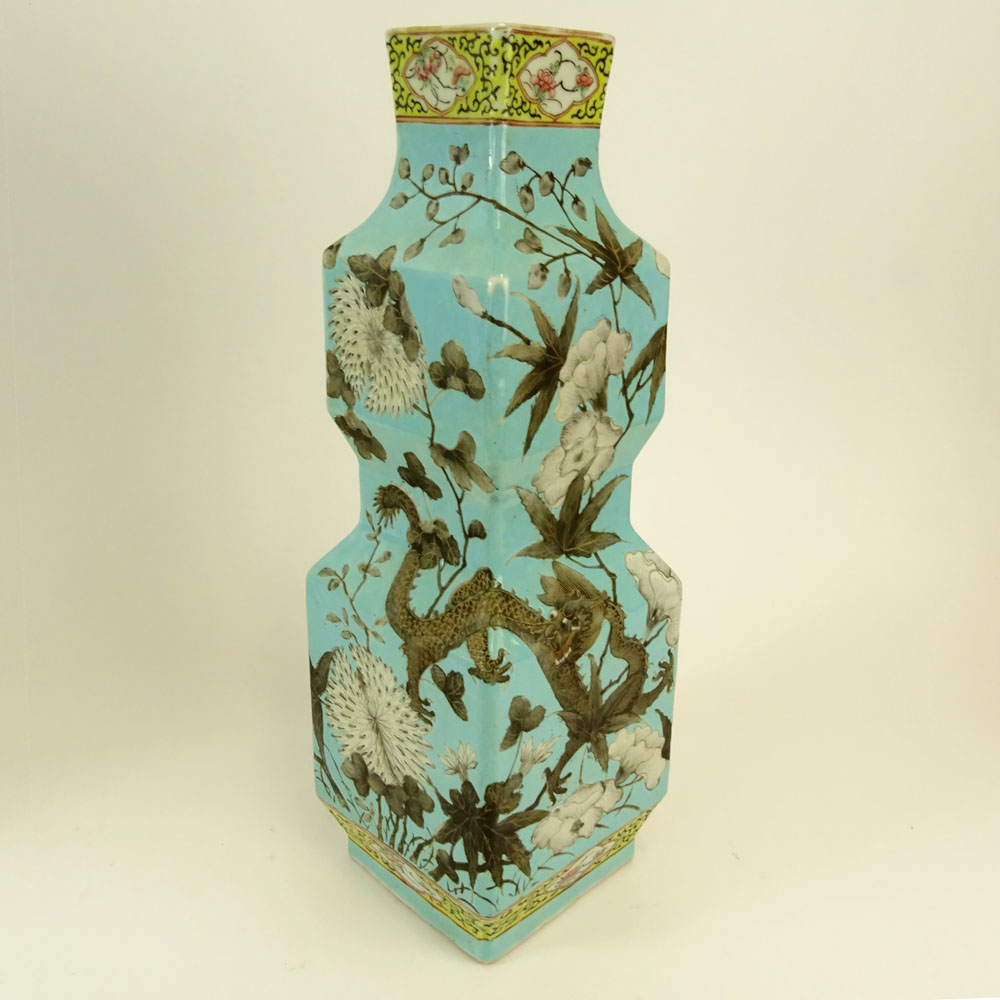 19th Century Chinese Porcelain Squared Double Gourd Vase