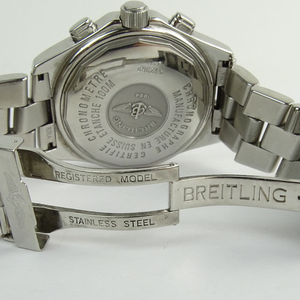 Men's Vintage Breitling Stainless Steel Chronometre Automatic Movement Watch.