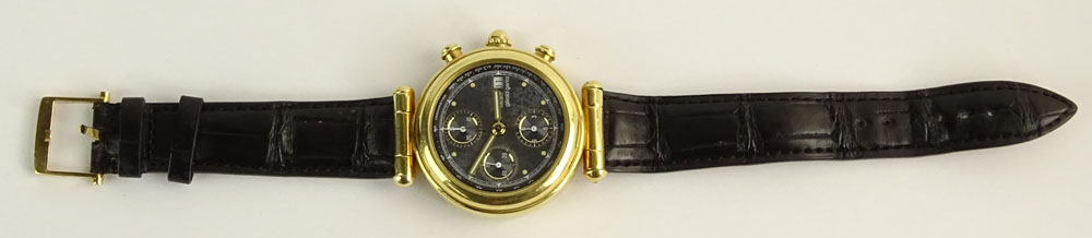 Men's Vintage Gerald Genta 18 Karat Yellow Gold Chronograph Automatic Movement Watch.
