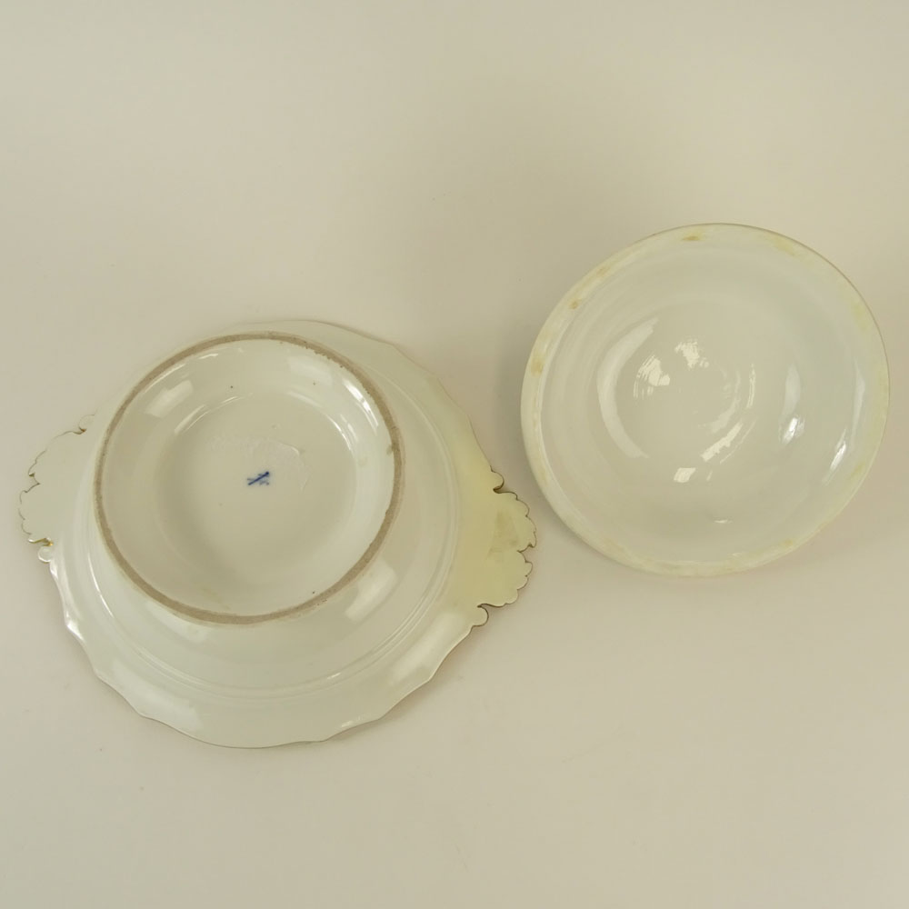 Meissen Hand painted Porcelain Covered EntrÈe Serving Bowl.