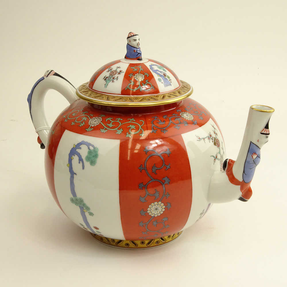 Herend "Red Dynasty" Teapot. 