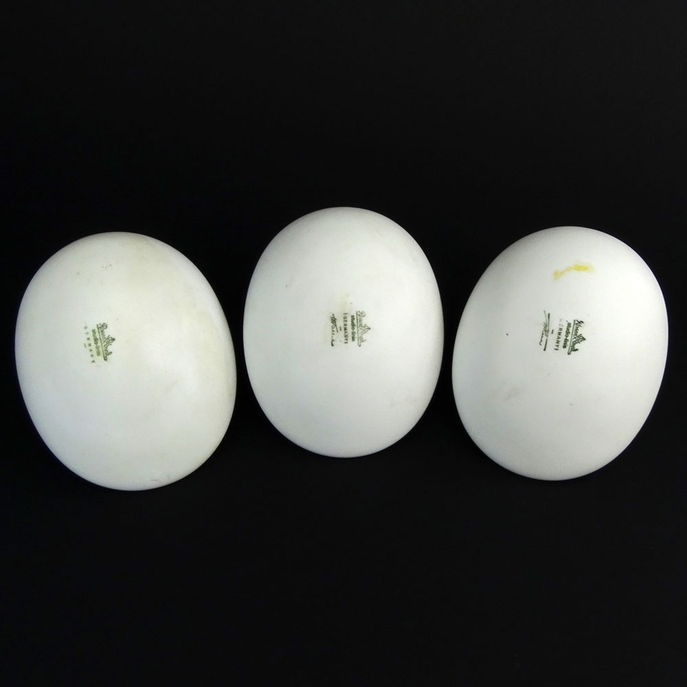 A group of three (3) Mid Century Rosenthal Studio Linie White Ceramic "Pollo" vases designed by Tapio Wirkkala, 