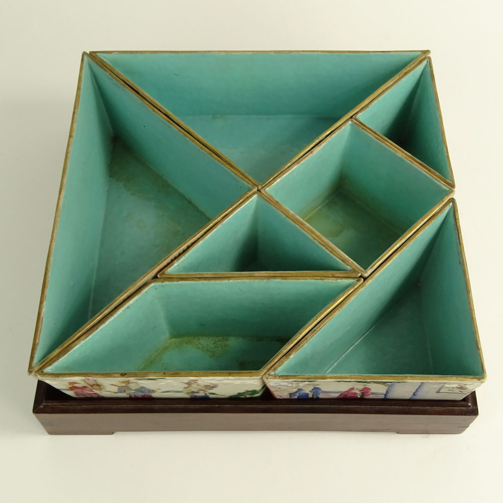 Early 20th Century Chinese  Famille Rose Export Porcelain Tangram Condiment Dishes in Wood Box.