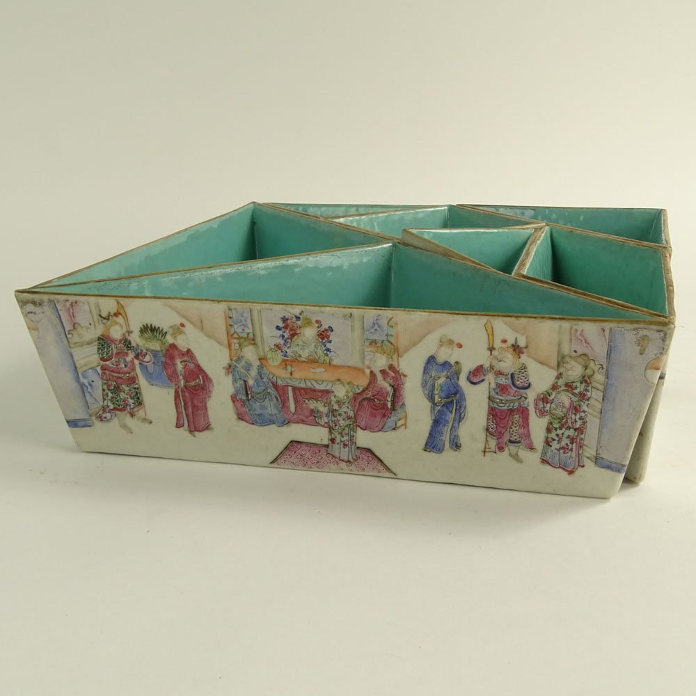 Early 20th Century Chinese  Famille Rose Export Porcelain Tangram Condiment Dishes in Wood Box.