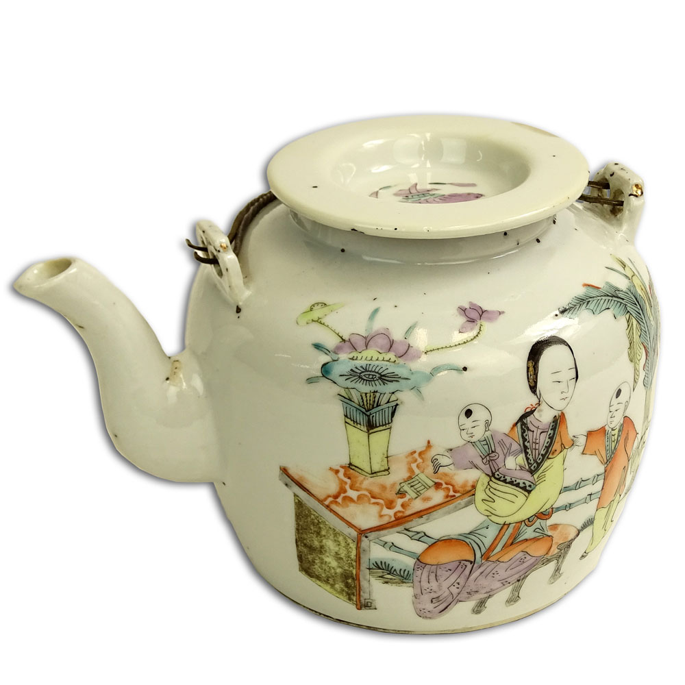 Antique Chinese Export Porcelain Hand Painted Tea Pot