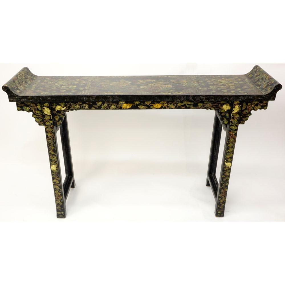 Early 20th Century Chinoiserie Lacquered Altar Table