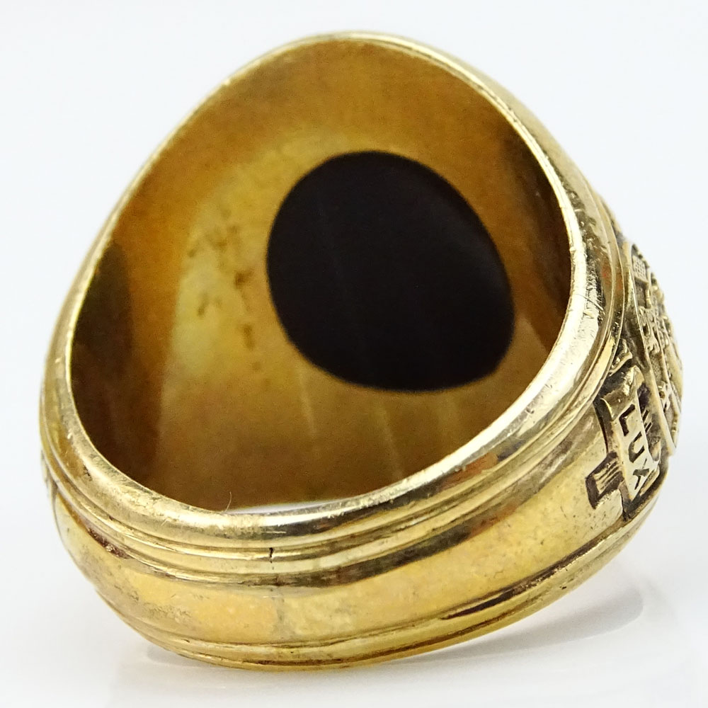 Vintage Heavy 10 Karat Yellow Gold and Black Onyx Puerto Rico University Class Ring