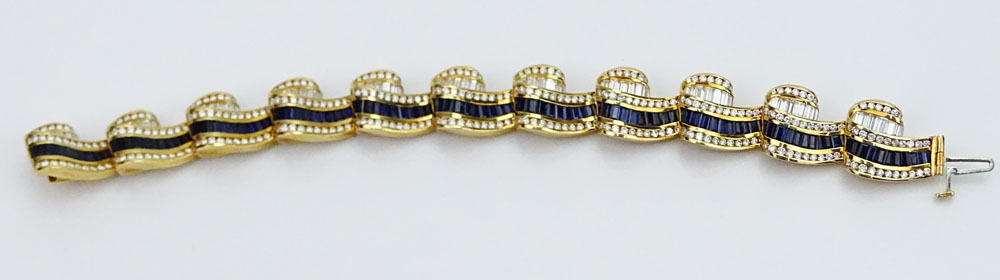 Fine Quality Three Dimensional Scroll Bracelet