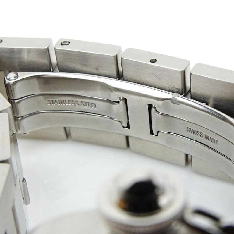Lady's Cartier Pasha ref. 2377 Stainless Steel Bracelet Watch with Automatic Movement.