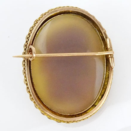 Antique Carved Agate, Pearl and 18 Karat Yellow Gold Cameo Brooch