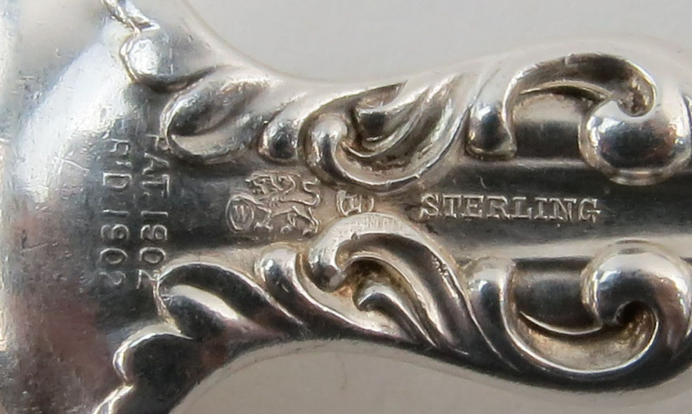 Whiting Division "Lion" Sterling Silver Cheese Scoop