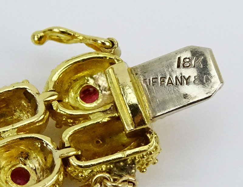Vintage Tiffany & Co Approx. 3.0 Carat Burma Ruby and 18 Karat Yellow Gold Bracelet.