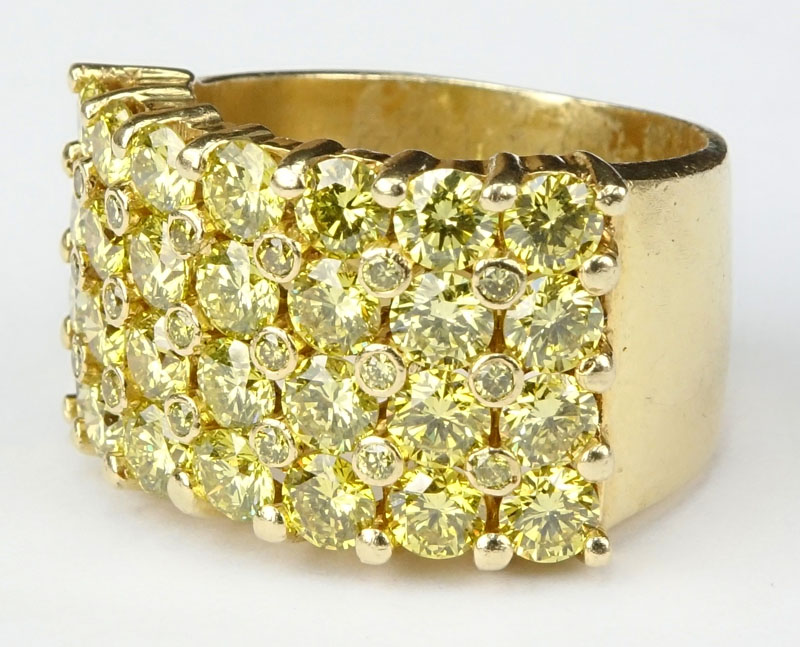 Vintage Man's or Lady's Approx. 7.50 Carat Round Brilliant Cut Fancy Yellow Diamond and 14 Karat Yellow Gold Ring.