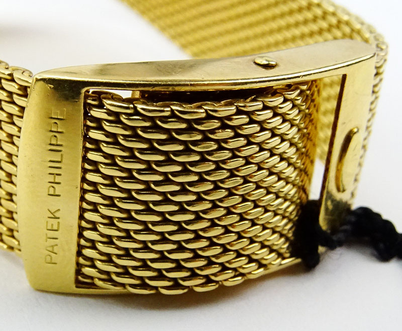 Men's Vintage Patek Philippe Genève IOS Executive 3562 18 Jewel 18 Karat Yellow Gold Bracelet Watch, Manual Movement with Box and Tag