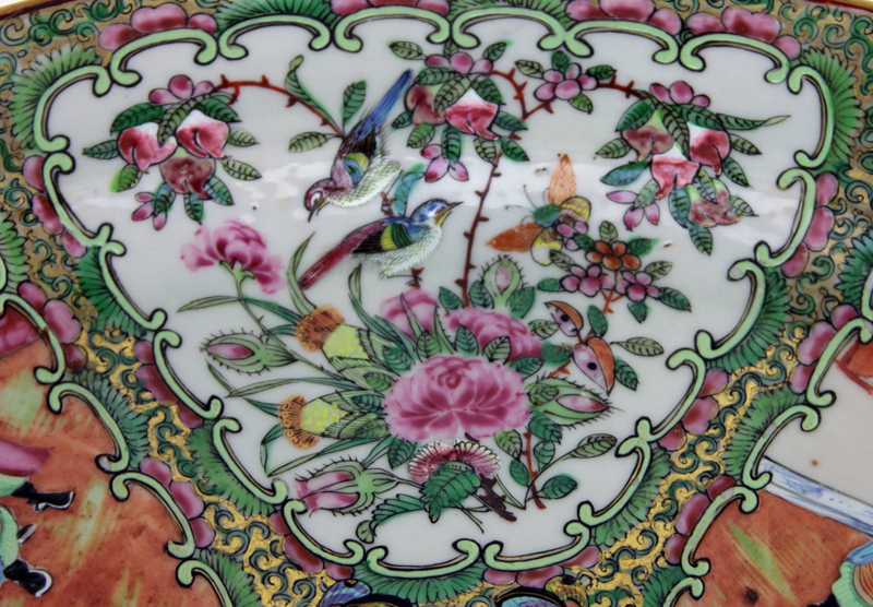 Antique Chinese Rose Medallion Oval Porcelain Serving Dish