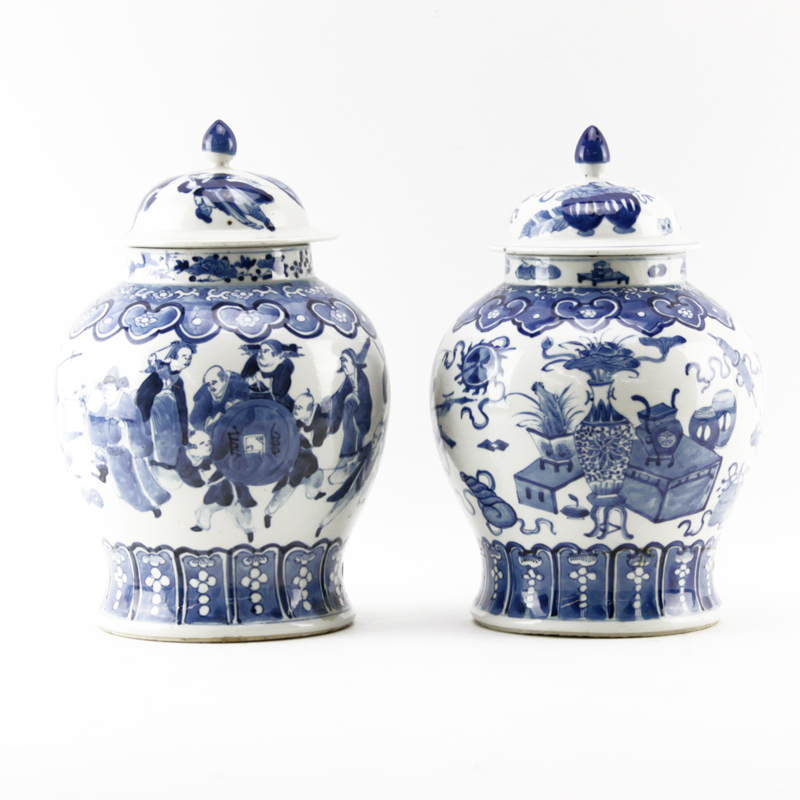 Pair of 19th Century Chinese Blue and White Covered Ginger Jars
