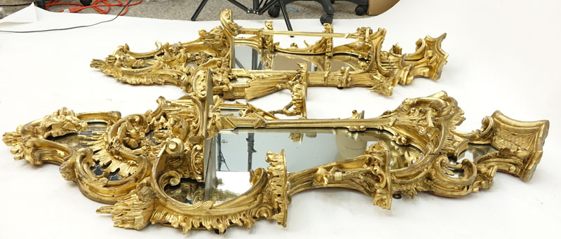19th Century George III style Chinoiserie Carved and Giltwood Girandole/Wall Brackets
