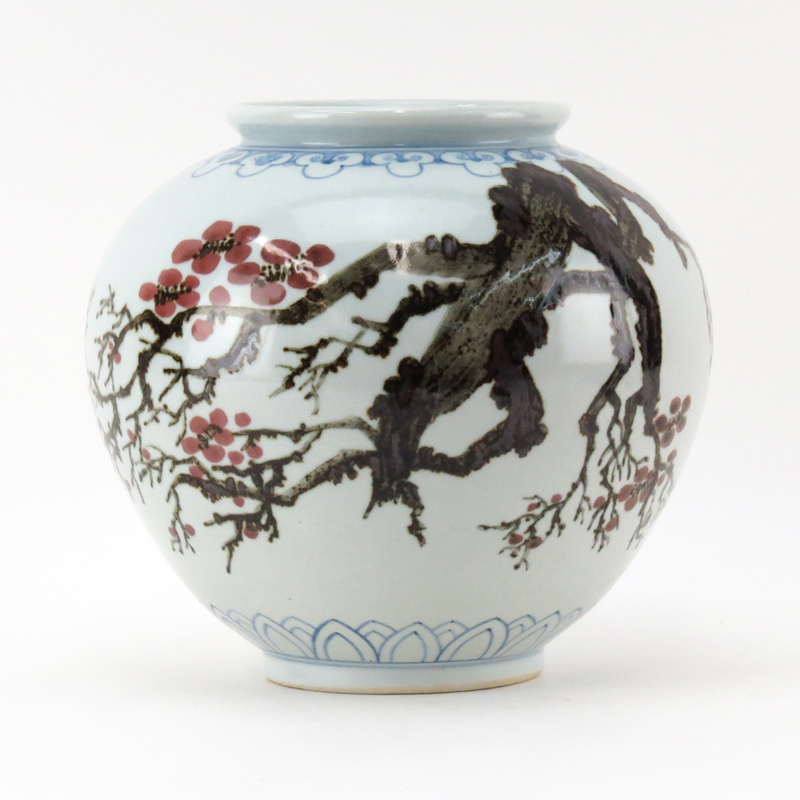 Chinese Republic Period Porcelain Jar