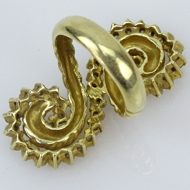 Retro 18 Karat Yellow Gold and Round Cut Diamond Spiral Ring