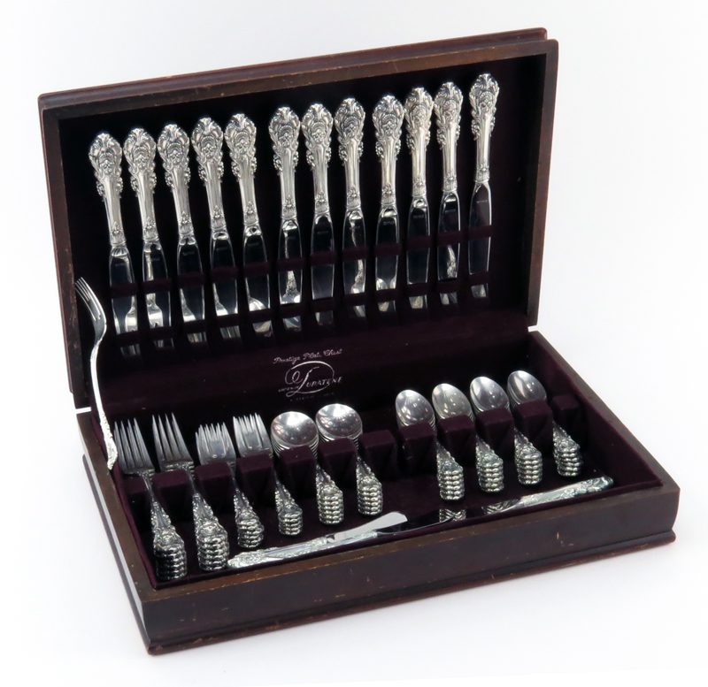 Eighty Four (84) Piece Set of Wallace "Sir Christopher" Sterling Silver Flatware