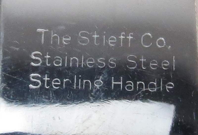 One Hundred Twenty (120) Pieces Sterling Silver Repoussé Flatware