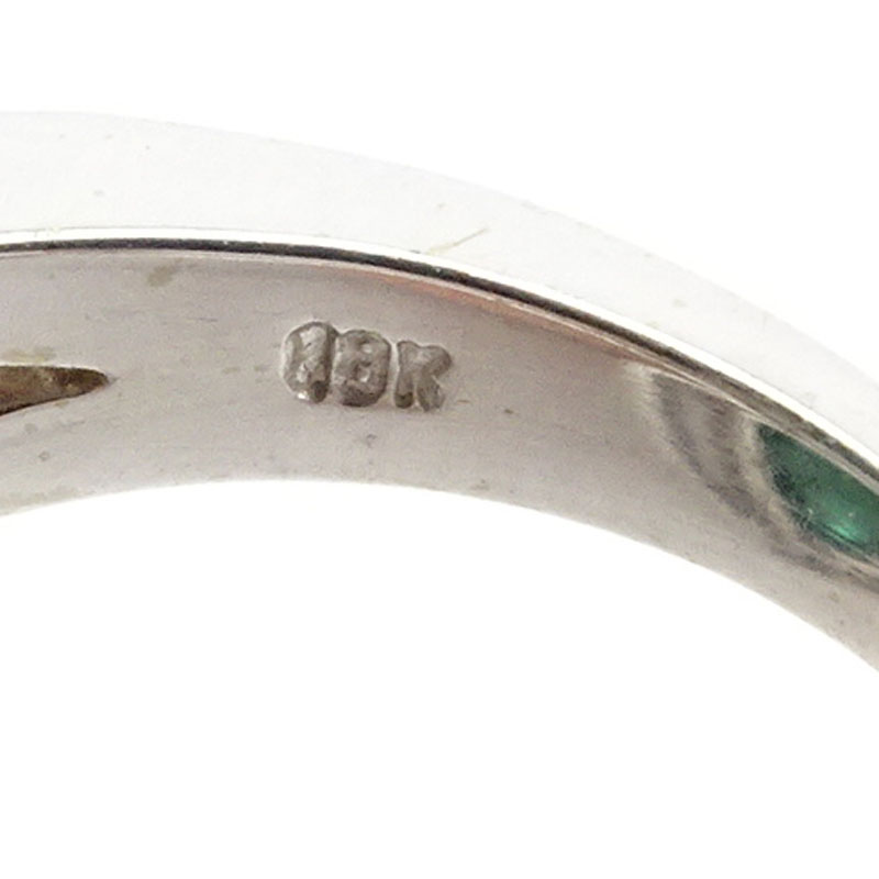 16.0 Carat Cabochon Emerald, 2.13 Carat Rose Cut and Pave Set Round Brilliant Cut Diamond and 18 Karat White Gold Ring.