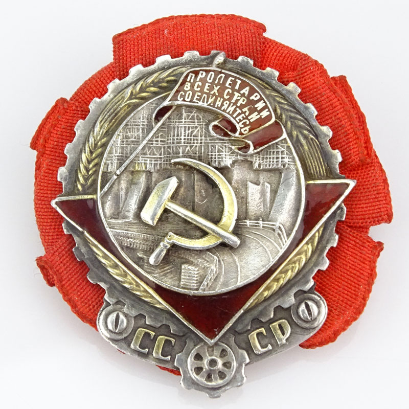 Soviet Silver and Enamel 'Red Banner' Badge/Medal in Fitted Presentation Box