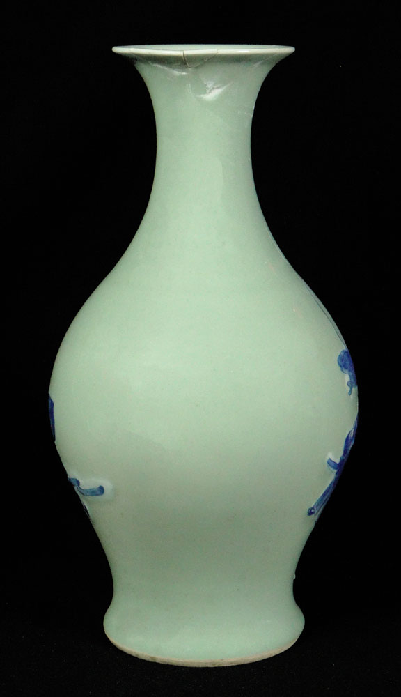 Chinese Blue Decorated Celadon Porcelain Bottle Vase