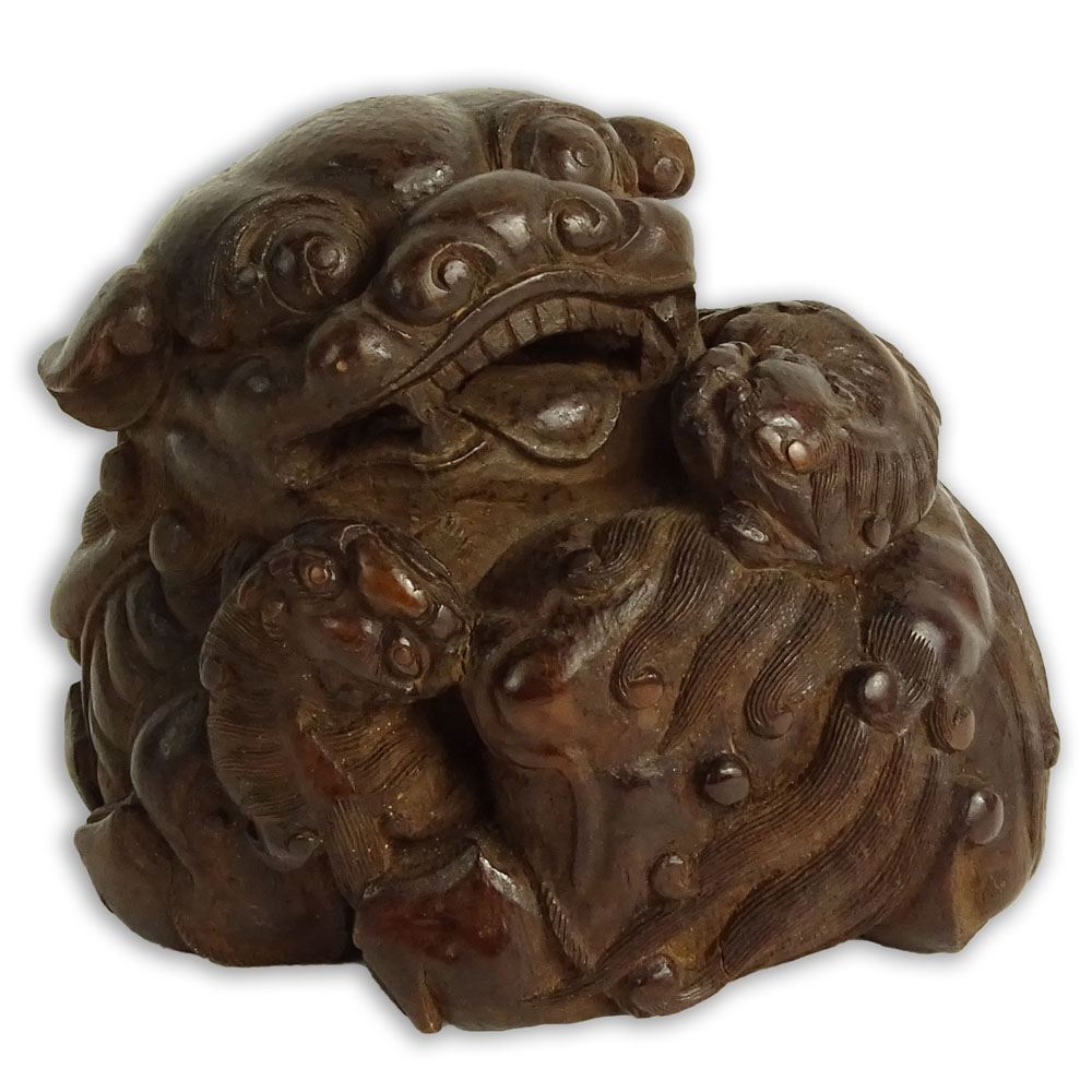Chinese Carved Bamboo Buddhist Lion with Cubs Sculpture