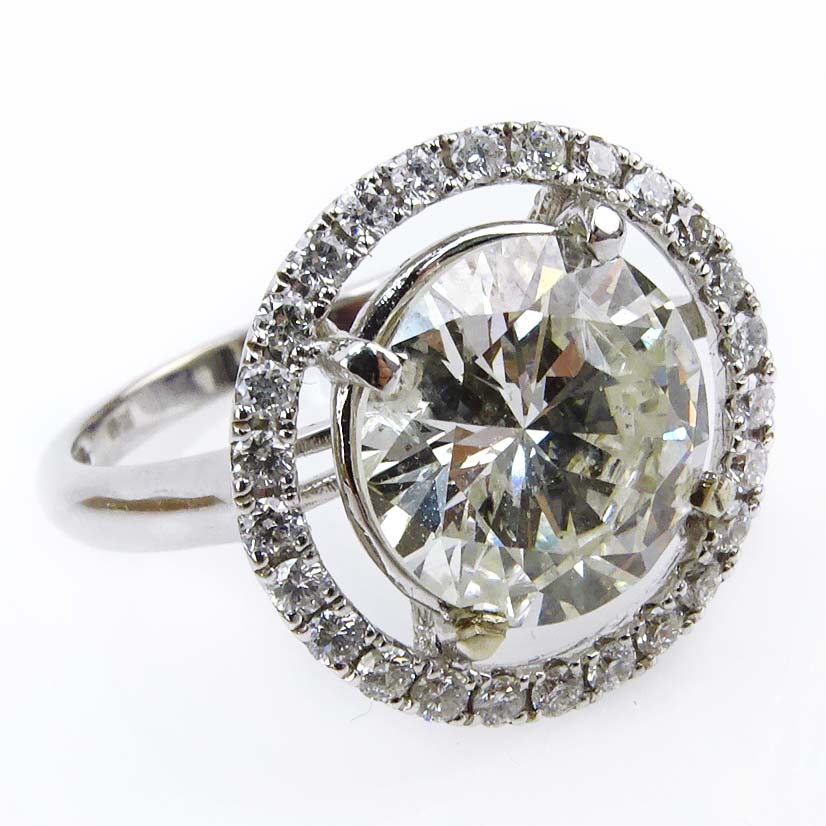 Approx. 4.27 Carat Round Brilliant Cut Diamond and 14 Karat White Gold Engagement Ring.