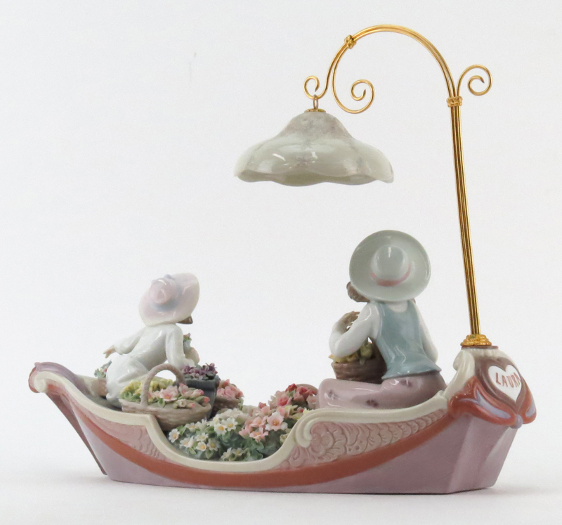Lladro "Flower Forever" Glaze Porcelain Group #5966. 
