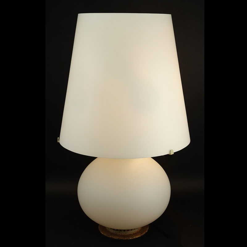 Fontana Glass Table Lamp Designed by Max Ingrand For Fontana Arte. Frosted white glass shade and base on metal base.