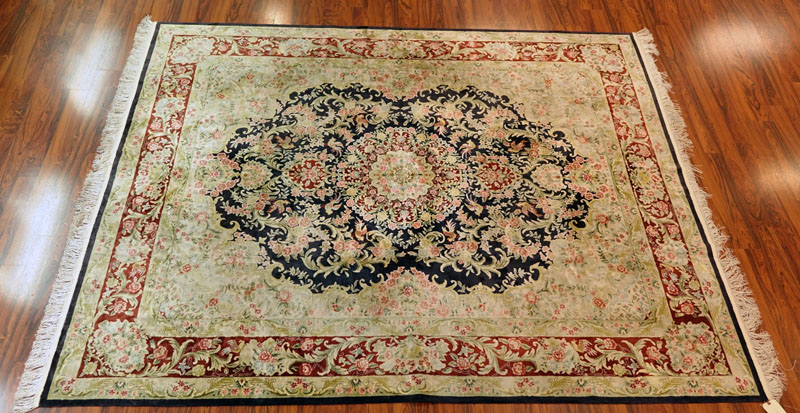 Fine Chinese Silk Floral Rug. 120 lines. Good condition.