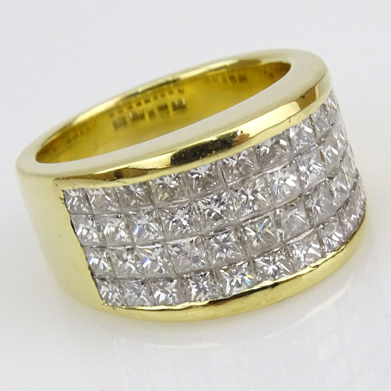 Vintage Approx. 3.0 Carat Invisible Set Princess Cut Diamond and 18 Karat Yellow Gold Ring.