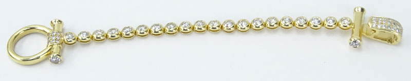 Approx. 8.26 Carat Round Brilliant Cut Diamond and 14 Karat Yellow Gold Bracelet. Diamonds F-I color, VS-I1 clarity. 