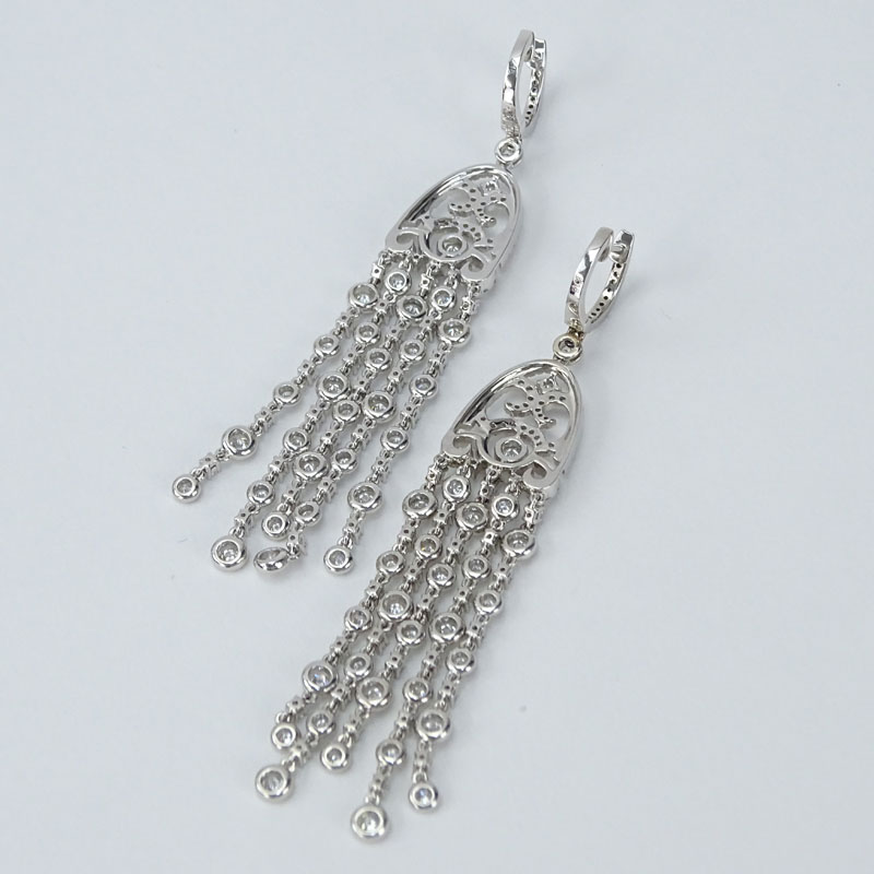 Approx. 5.25 Carat Round Brilliant Cut Diamond and 18 Karat White Gold Chandelier earrings.